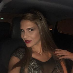 Meet your Posher, Thais